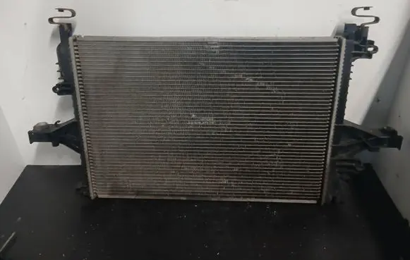Volvo V70 Coolant radiator 30792470 08098770