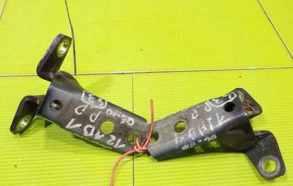 Mitsubishi Outlander Front door upper hinge PRZOD 12AB1
