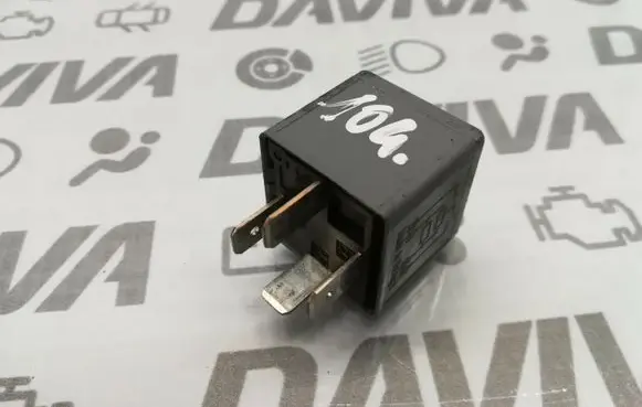 Audi A6 S6 C5 4B Other relay 8D0951253A