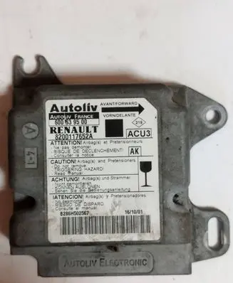 Renault Scenic I Airbag control unit/module 8200117652A