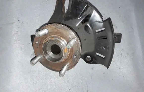 Hyundai i20 (PB PBT) Front wheel hub 517161J600