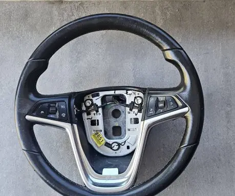 Opel Mokka Steering wheel