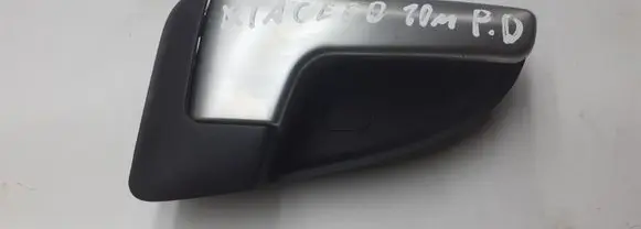 KIA Ceed Front door interior handle 826211H000