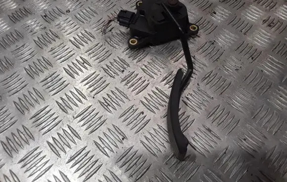 Renault Scenic II - Grand scenic II Accelerator throttle pedal 8200159645