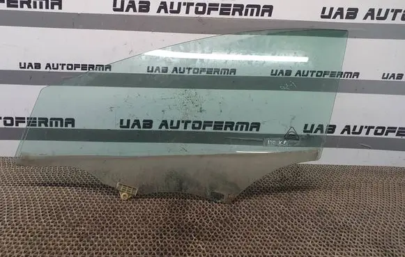 Hyundai i30 Front door window glass four-door 