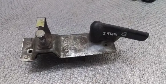 Mercedes-Benz Sprinter W901 W902 W903 W904 Rear door interior handle 6Q0857919A