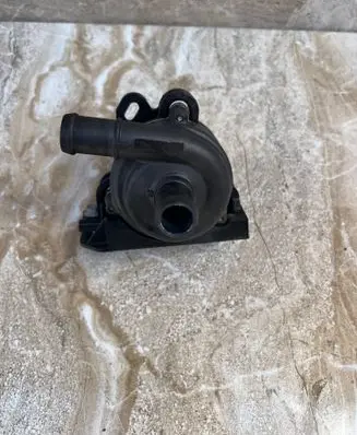 Jaguar E-Pace Electric auxiliary coolant/water pump EPLA8501DA FPUA8501DA