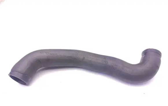 Mercedes-Benz Sprinter W901 W902 W903 W904 Engine coolant pipe/hose 9015012782