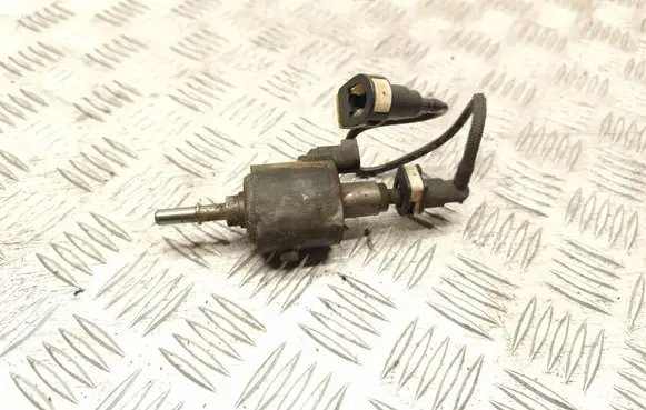 Ford Focus Webasto auxiliary heater fuel pump AU5A5J284AA