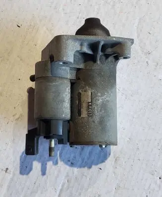 Citroen DS3 Starter motor 9671530880