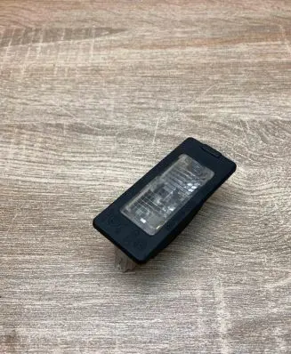Volkswagen PASSAT B7 Number plate light 1K9943127A 5N0943021