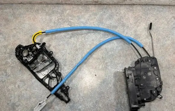 Mini Clubman F54 Rear door lock 7281939 51227281939
