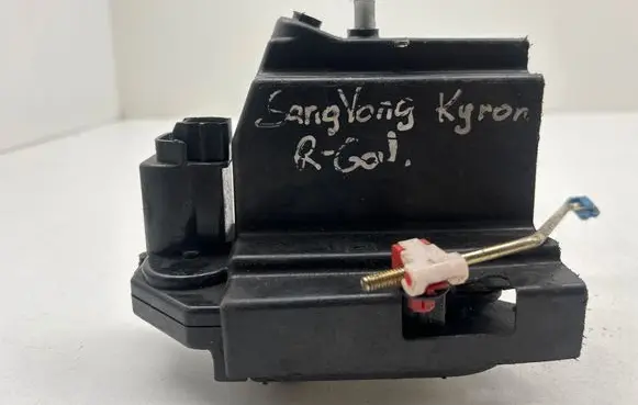 SsangYong Kyron Rear door lock