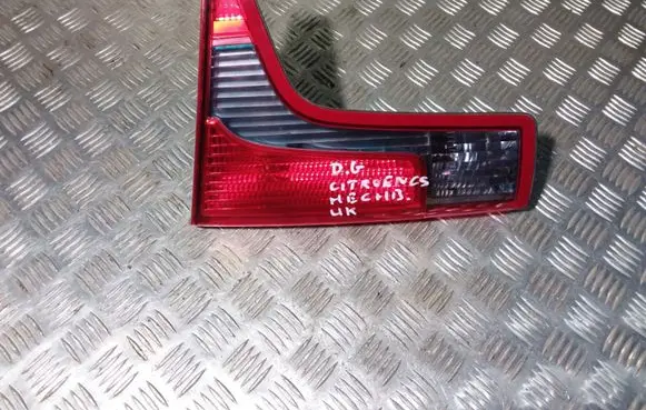 Citroen C5 Tailgate rear/tail lights 89034081