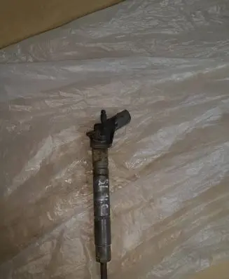 Mercedes-Benz GL X164 Fuel injector A6290700087