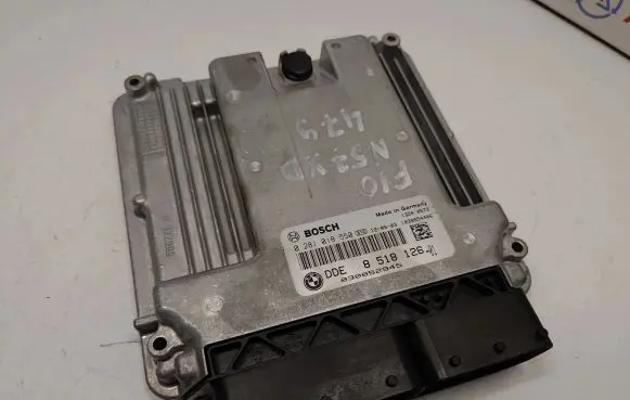 BMW 5 F10 F11 Engine control unit/module 8518126 13618518126 13618574100