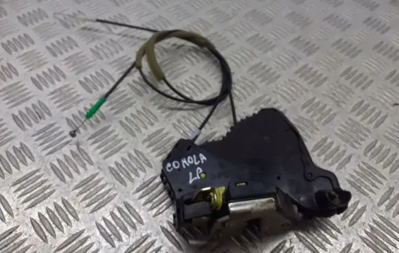 Toyota Corolla E120 E130 Front door lock 