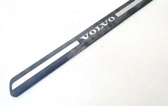 Volvo V70 Front sill trim cover 8659960