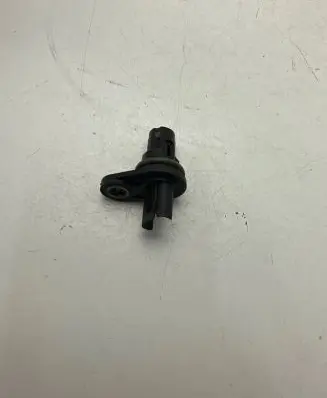 BMW 2 F22 F23 Camshaft position sensor 7525014