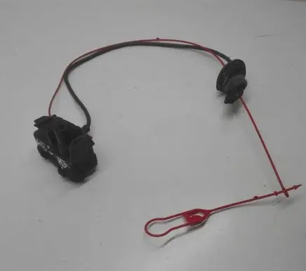 Fuel tank cap lock