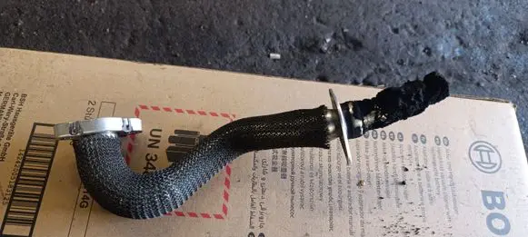 Maserati Ghibli EGR valve line/pipe/hose 9674950180