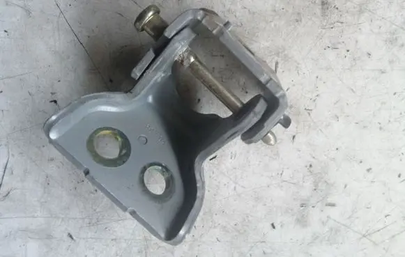 Peugeot 407 Front door upper hinge ES71