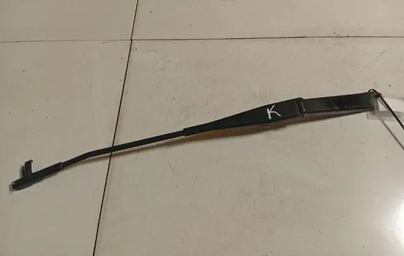 Ford Focus Front wiper blade arm 4M5117526AC