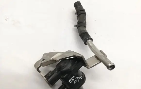 Toyota C-HR I Turbo solenoid valve 9091012276