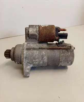 Volkswagen Tiguan Starter motor 02M911024A
