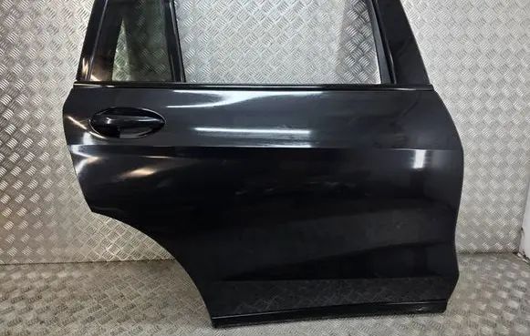 BMW X7 G07 Rear door