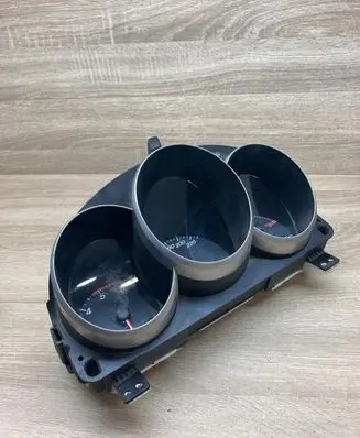 Speedometer (instrument cluster)