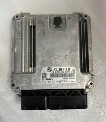 Volkswagen Jetta VI Engine control unit/module 03L906019DA 0281016957 03G906021AN