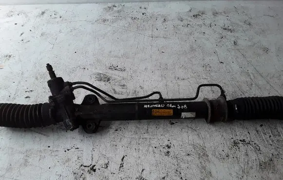 Mitsubishi Montero Steering rack