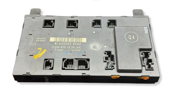 Mercedes-Benz CLK A209 C209 Door control unit/module 2098201926 353380