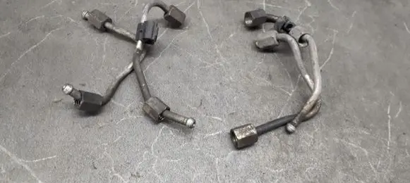 Peugeot 406 Fuel line pipe