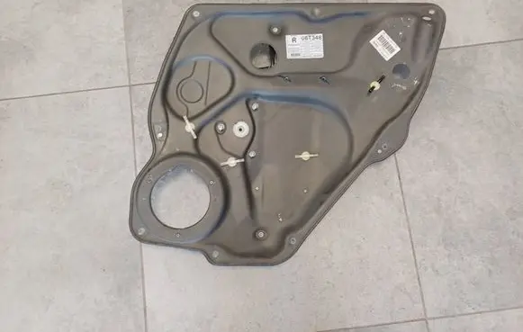 Mercedes-Benz A W169 Rear door window regulator with motor A1697301479