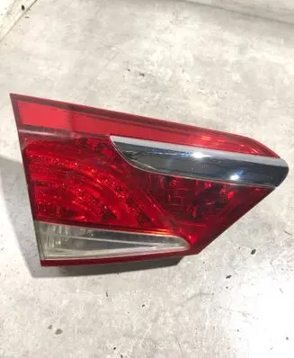 Hyundai i40 Tailgate rear/tail lights 924033Z001