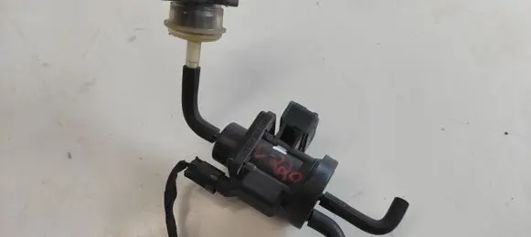 Mercedes-Benz C W203 Turbo solenoid valve 0005450527