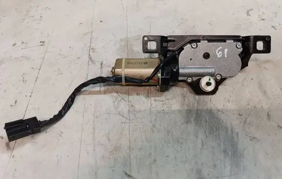 BMW 5 E60 E61 Tailgate/trunk/boot lift motor 7129931
