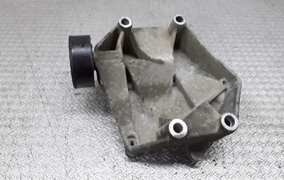 Opel Vectra C A/C compressor mount bracket 