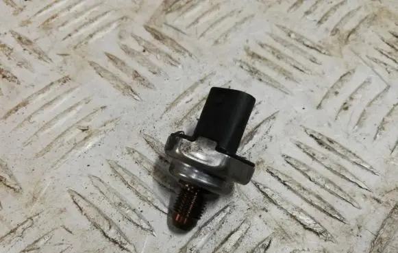 Opel Corsa F Sensor 9834771480