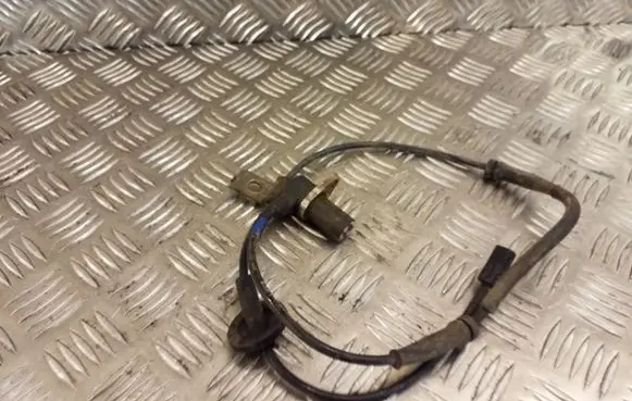 KIA Cerato ABS brake wheel speed sensor 9561026010