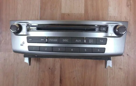Infiniti Q70 Y51 Head unit multimedia control 253911MA0A
