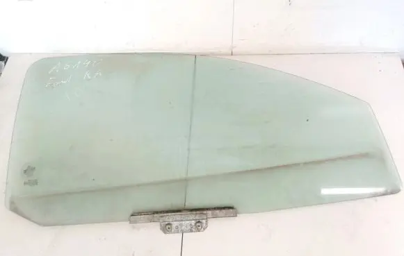 Ford Ka Front door window glass four-door