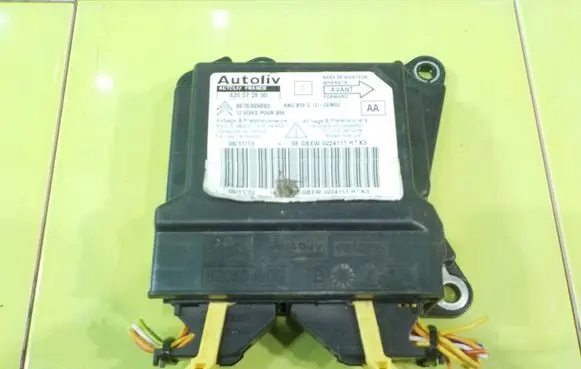 Citroen C4 Grand Picasso Airbag control unit/module 9676399880