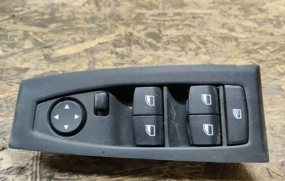 BMW 2 F46 Electric window control switch 9297346