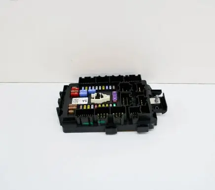Tesla Model S Fuse module 103440900A
