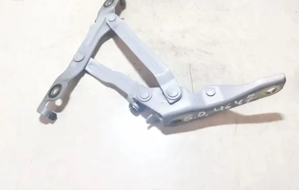 Mazda 3 I Tailgate/trunk/boot hinge