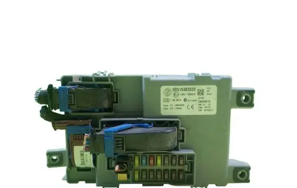 Opel Combo D Fuse box set 00519383520 BEZPIECZNIKOW