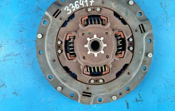 Toyota Prius (XW30) Clutch pressure plate 3127047040